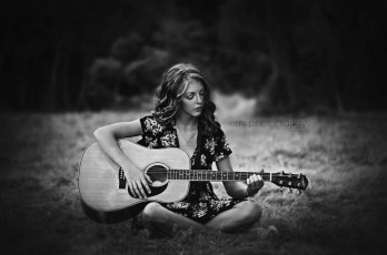 Картинка музыка -другое гитара девушка