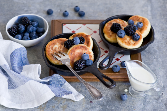 Обои картинки фото еда, блины,  оладьи, снедь