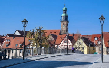 Картинка города -+улицы +площади +набережные мост