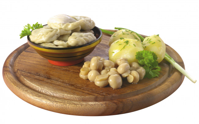 Обои картинки фото еда, пельмени,  манты,  вареники, вареники, с, грибами