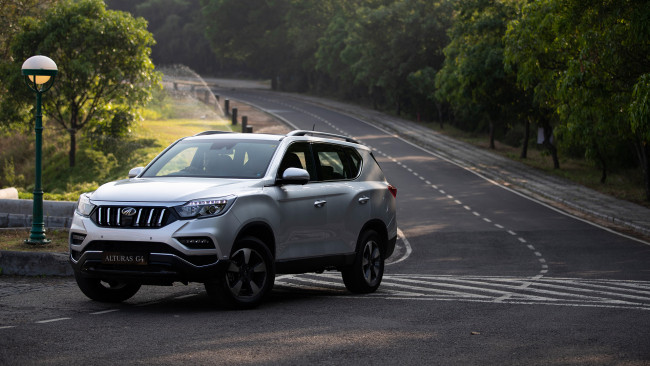 Обои картинки фото автомобили, mahindra