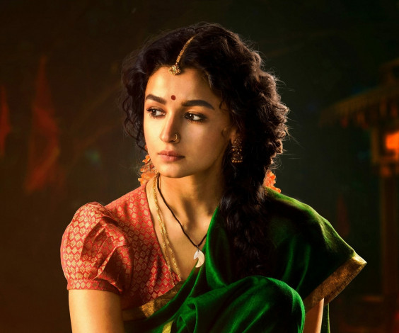 Обои картинки фото rrr || 2022, кино фильмы, rrr, боевик, алия, бхатт, драма, история, alia, bhatt, sita