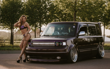 обоя девушка - girl, автомобили, -авто с девушками, девушка, женщина, шатенка, темноволосая, сексуальная, модель, звезда, позирует, разная, обувь, верхняя, стильная, одежда, нижнее, эротическое, бельё, трусы, лифчик, колготки, чулки, аксессуары, макияж, и, множество, элементов, на, фотографии