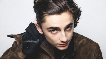 Картинка мужчины timothee+chalamet тимоти шаламе актeр лауреат многочисленныe награды номинация на оскар три bafta два золотых глобуса пять премия американской гильдии киноактеров выбор критиков