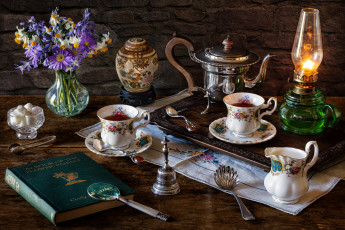 обоя еда, напитки,  чай, лампа, сахар, букет, колокольчик, чай, чайник, сливки