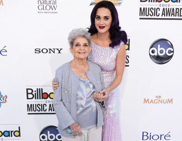 Обои картинки фото katy, perry, музыка, певица, автор-исполнитель, актриса, сша