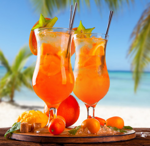 Обои картинки фото еда, напитки,  коктейль, цитрусы, трубочка