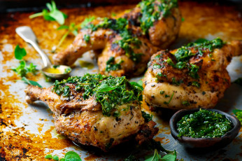 Картинка еда мясные+блюда вкусно зелень запеченные ножки
