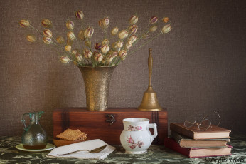 Картинка разное -+другое цветы книги посуда