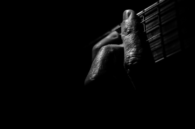 Обои картинки фото музыка, -музыкальные инструменты, гриф, рука, гитара