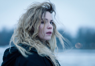 Картинка pihla+viitala девушки -unsort+ лица +портреты снег куртка блондинка актриса pihla viitala