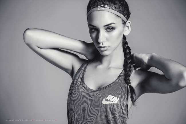 Обои картинки фото календари, компьютерный дизайн, 2019, calendar, женщина, повязка, взгляд, девушка