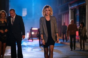 Картинка jolt+ +2021+ кино+фильмы -unknown+ другое красотка на взводе боевик комедия kate beckinsale кадры из фильма