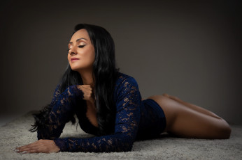 Картинка девушки -+брюнетки +шатенки девушка красивая супер секси няша нежная классная модница лапочка мадам