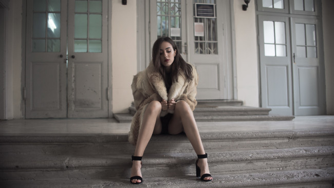 Обои картинки фото девушки, - брюнетки,  шатенки, девушка, красивая, супер, секси, няша, нежная, классная, модница, лапочка, мадам