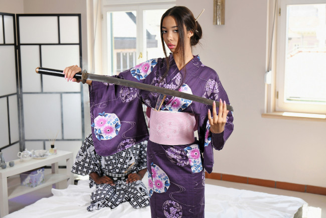 Обои картинки фото lia lin, девушки, - девушки с оружием, lia, lin