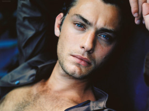 Картинка мужчины jude law небритость взгляд