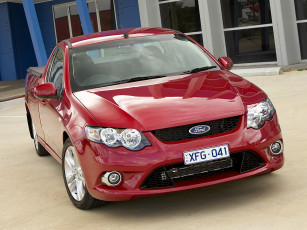 Картинка автомобили ford ute xr6 falcon красный fg