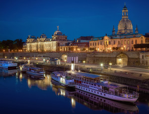 Картинка дрезден города дрезден+ германия здания фонари набережная причал теплоходы водоем