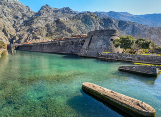 Картинка города -+дворцы +замки +крепости водоем