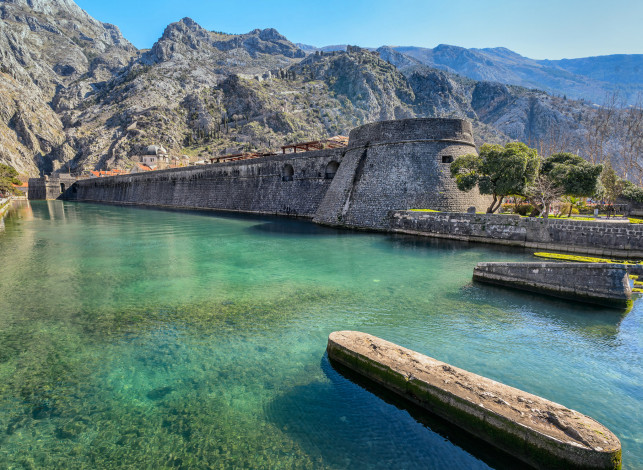 Обои картинки фото города, - дворцы,  замки,  крепости, водоем
