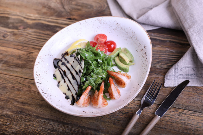 Обои картинки фото еда, салаты,  закуски, салат, зелень, мясо, закуска