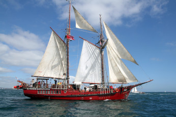 Картинка корабли парусники мачты паруса