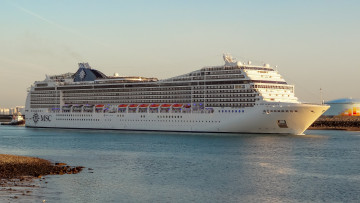 Картинка msc+magnifica корабли лайнеры круиз лайнер
