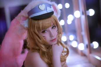 Картинка девушки -+креатив +косплей хвосты костюм фуражка лицо лампочки зеркало дарьяна мартынова