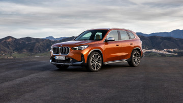 Картинка bmw+x1+xdrive23i+2022 автомобили bmw кроссовер x1 xdrive23i 2022 бмв природа горы
