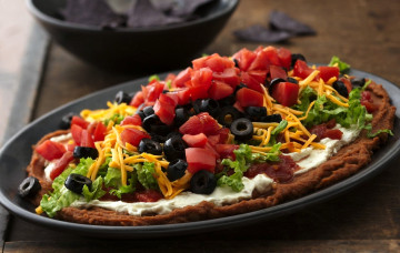 Картинка еда салаты закуски закуска соус салат маслины помидоры