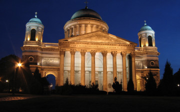 Картинка города католические соборы костелы аббатства базилика