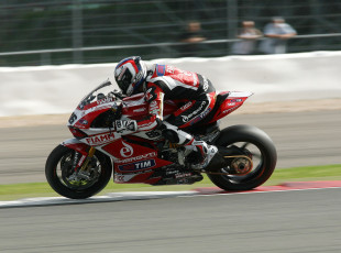 Картинка спорт мотоспорт гонка 2013