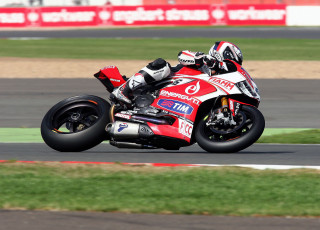 Картинка спорт мотоспорт гонка 2013