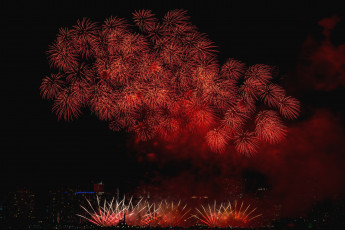 Картинка разное салюты фейерверки праздник