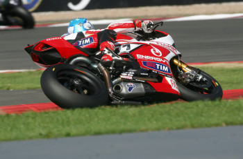 Картинка спорт мотоспорт гонка 2013