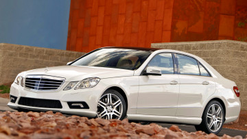 Картинка mercedes автомобили benz легковые подразделение daimler ag грузовики германия двигатели автобусы mercedes-benz