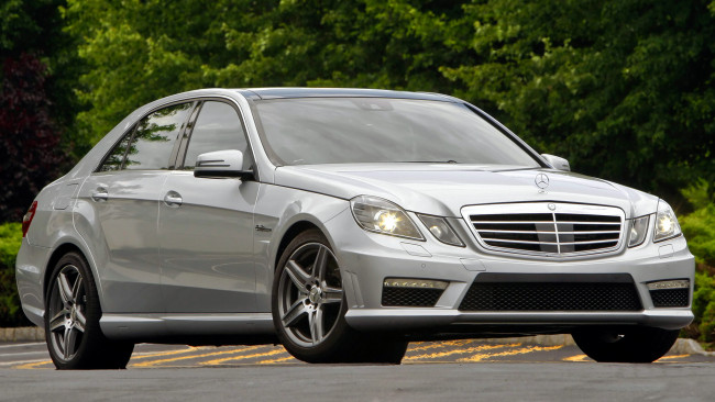 Обои картинки фото mercedes, автомобили, benz, автобусы, грузовики, легковые, двигатели, подразделение, daimler, ag, mercedes-benz, германия