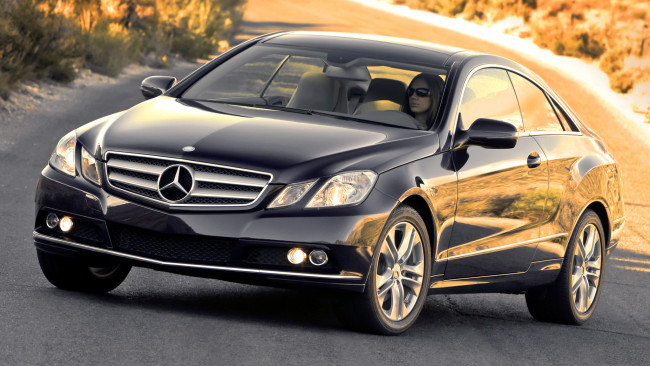 Обои картинки фото mercedes, coupe, автомобили, benz, mercedes-benz, подразделение, daimler, ag, легковые, грузовики, автобусы, двигатели, германия