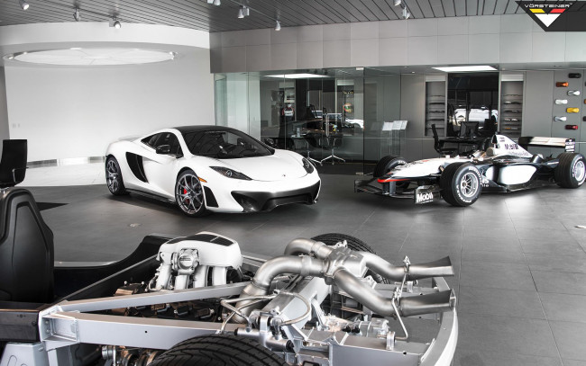 Обои картинки фото автомобили, выставки, уличные, фото, vorsteiner, mclaren, mp4, vx