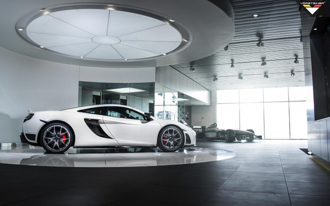 Обои картинки фото автомобили, выставки, уличные, фото, vorsteiner, mclaren, mp4, vx