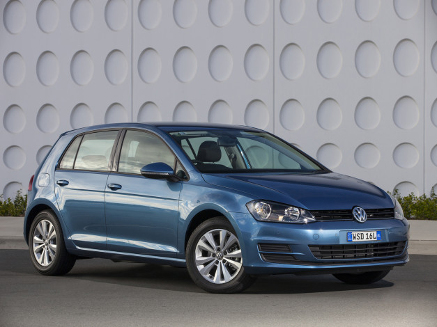 Обои картинки фото автомобили, volkswagen, 5-door, golf, tsi, bluemotion, синий, 2013г, typ, 5g, au-spec
