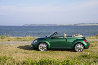 Картинка автомобили volkswagen beetle cabriolet 2016г