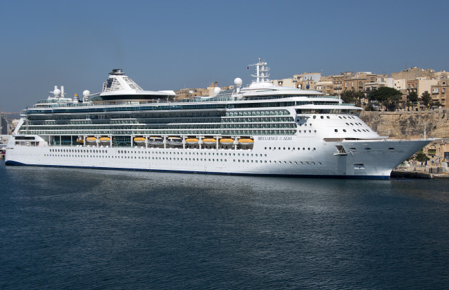 Обои картинки фото brilliance of the seas, корабли, лайнеры, круиз, лайнер