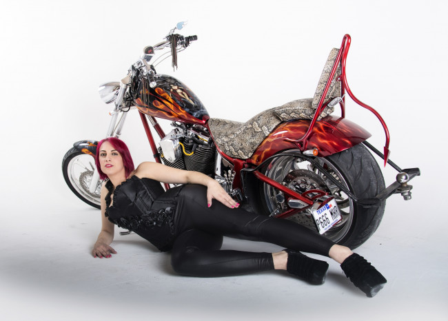 Обои картинки фото мотоциклы, мото с девушкой, девица, байк