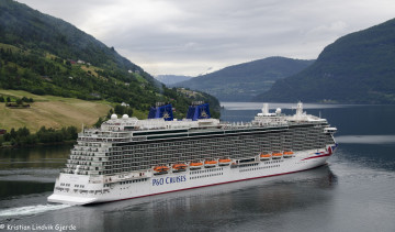 Картинка корабли лайнеры лайнер круиз