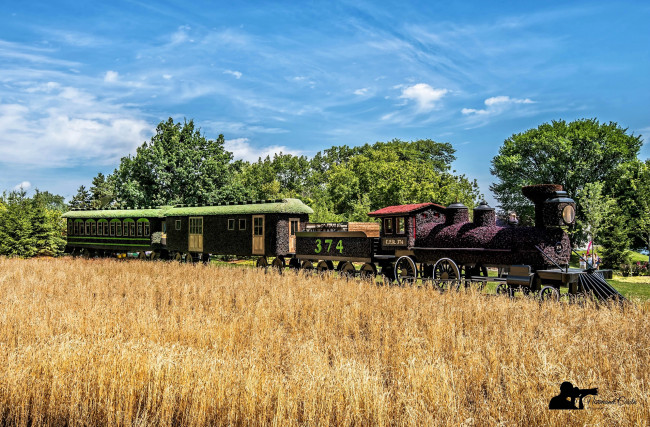 Обои картинки фото разное, садовые и парковые скульптуры, пейзаж, природа, фигура, цветочная, скульптура, парк, красиво