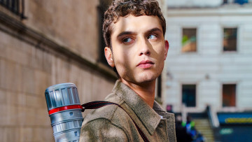 Картинка twist+ +2021+ кино+фильмы twist боевик драма rafferty law