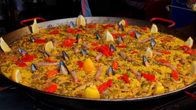 Обои картинки фото еда, рыбные блюда,  с морепродуктами, паэлья, рис, мидии