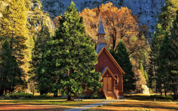 Картинка yosemite+chapel города -+католические+соборы +костелы +аббатства yosemite chapel